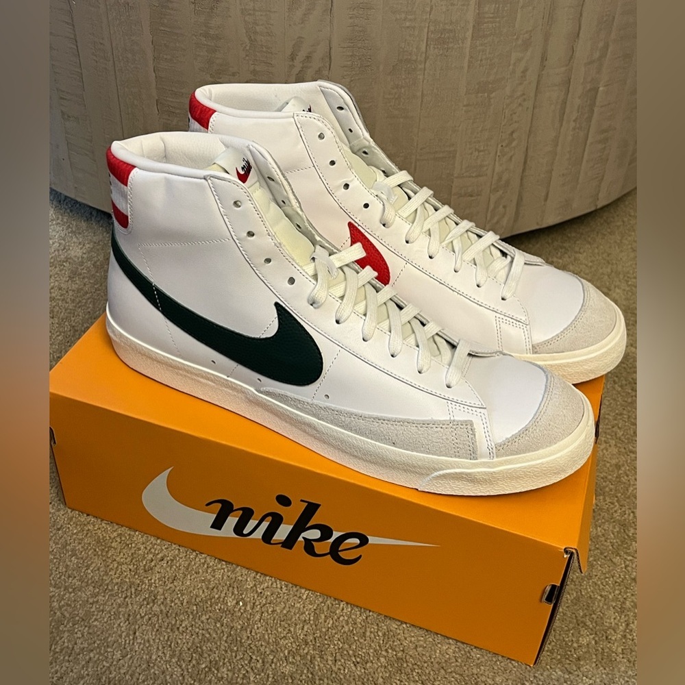 Nike Blazer Size 15 Mid 77 Vintage Mismatched Basketball Leather Swoosh